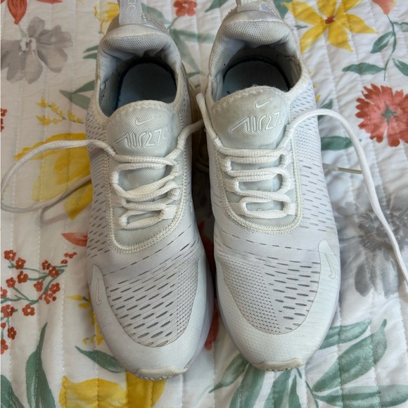 Nike Air Max 270 Cream Sneakers - Picture 7 of 7